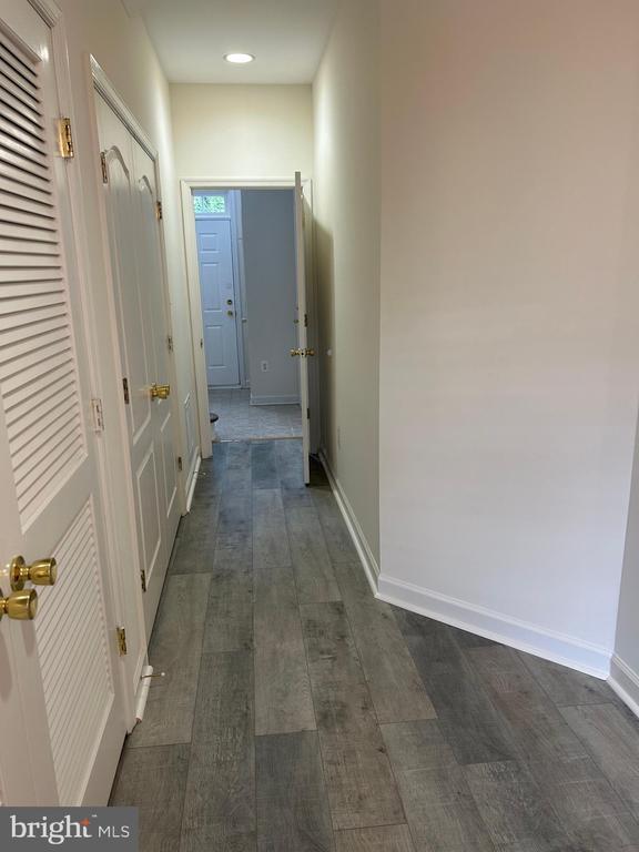 Building Photo - 42540 Magellan Square