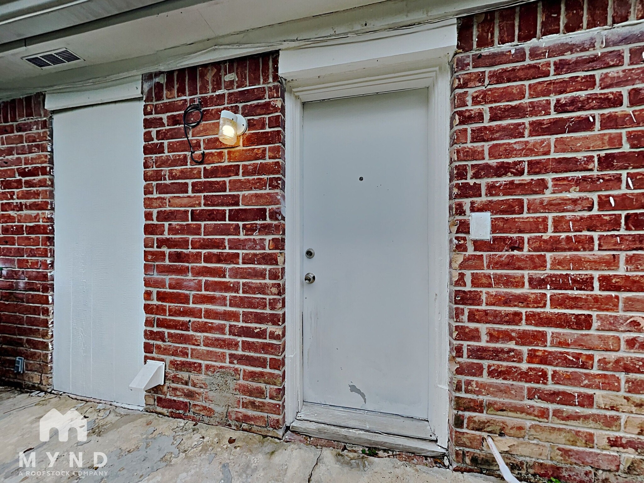 Building Photo - 15218 Wickbriar Dr