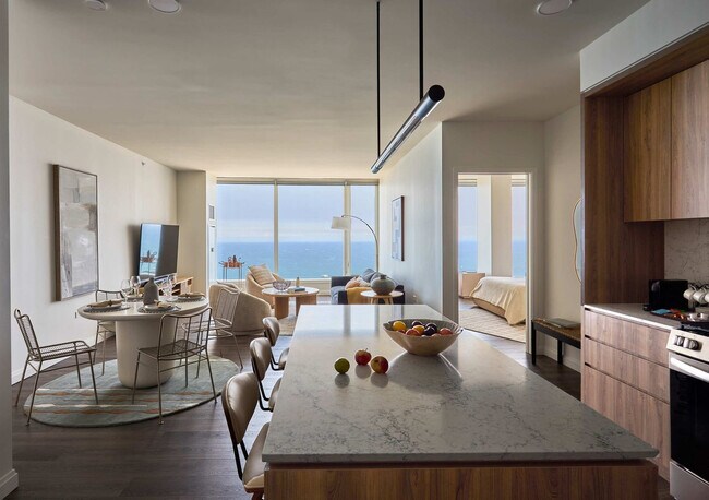 Building Photo - 1006 S Michigan Ave