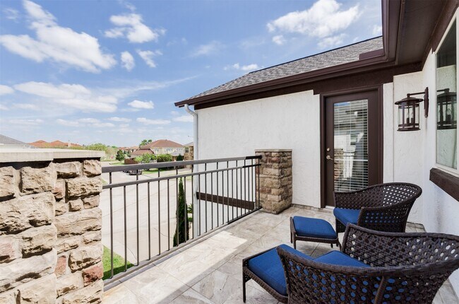 Building Photo - 1826 Jade Hollow Ln
