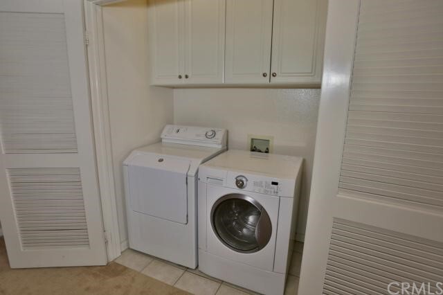 Building Photo - 322 5th St