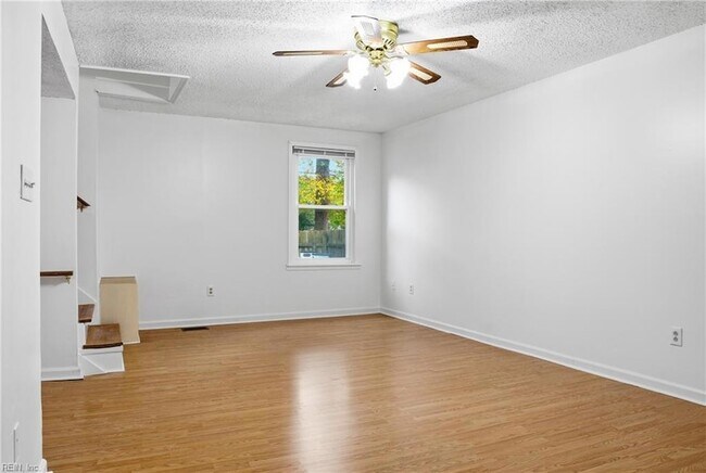 Building Photo - 1486 Old Virginia Beach Rd