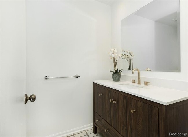 Building Photo - 1360 Bramblebush Run