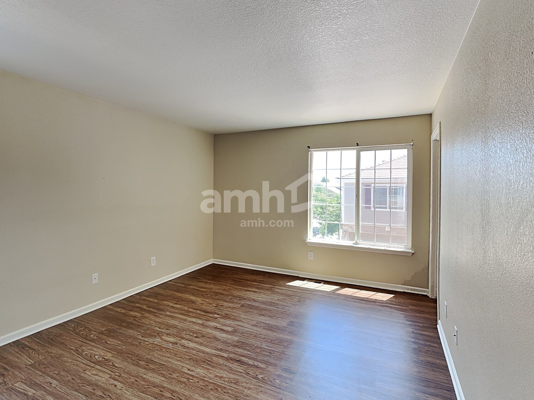 Building Photo - 20000 Mitchell Pl