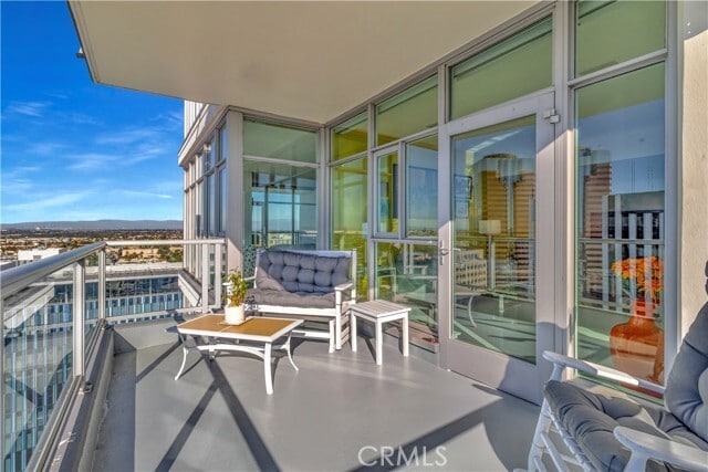 Building Photo - 400 W Ocean Blvd