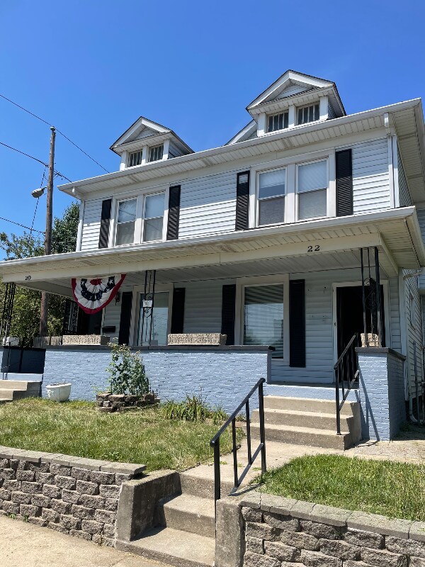 Building Photo - 22 Hendricks Pl