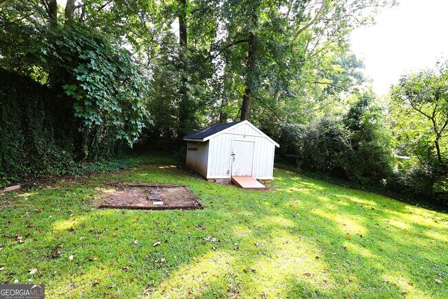 Building Photo - 771 McLendon Dr