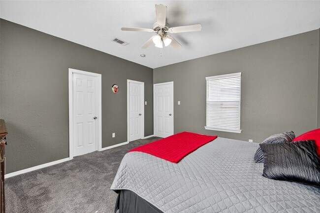 Building Photo - 21310 Sweet Grass Ln