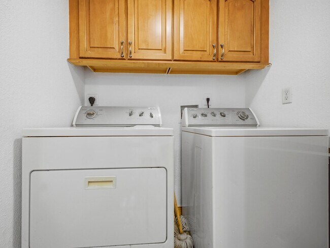 Building Photo - 1801 N Flagler Dr