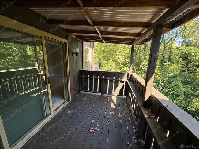 Building Photo - 2154 Willowgrove Ave