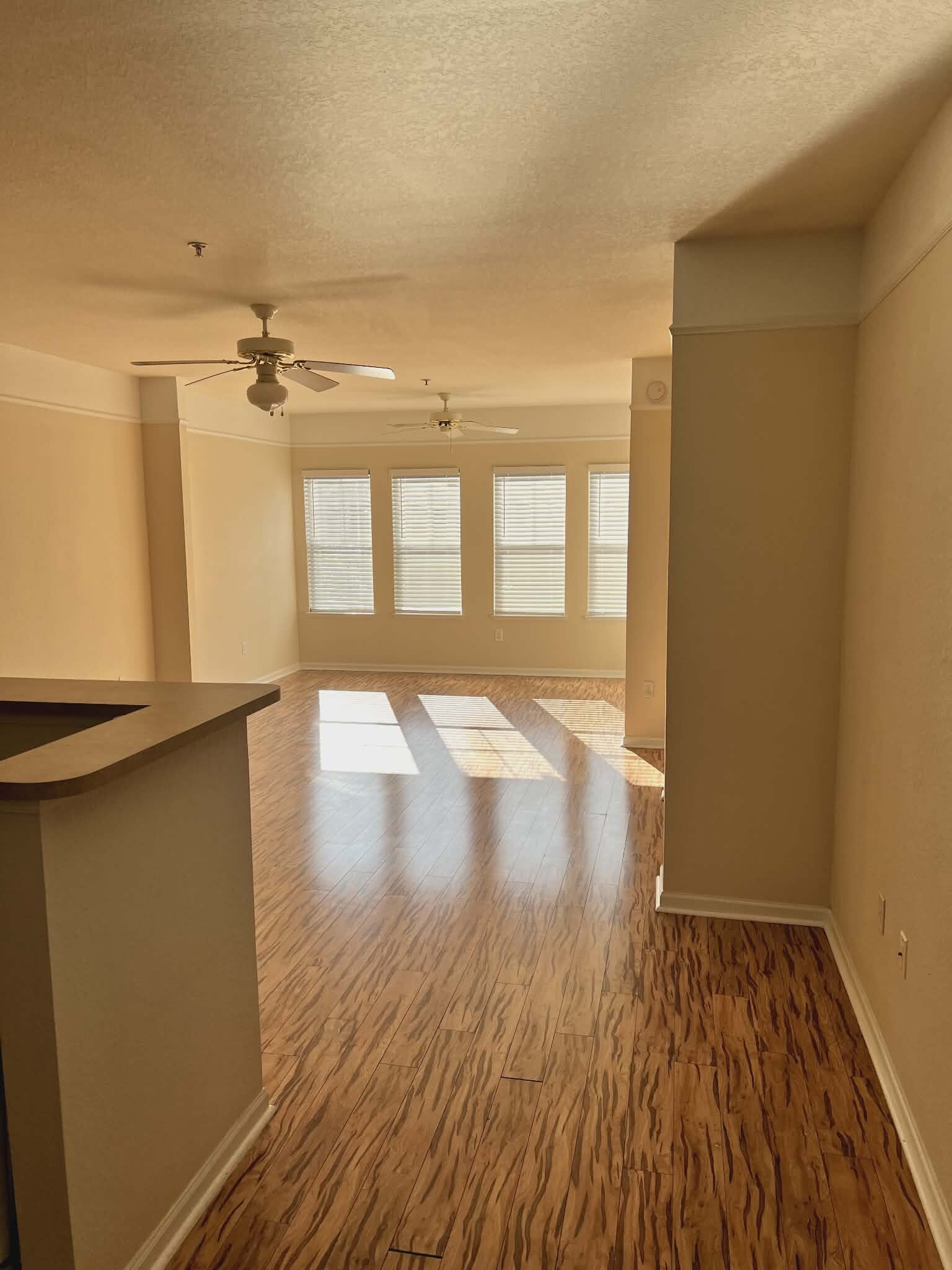 Building Photo - 2801 Chancellorsville Dr
