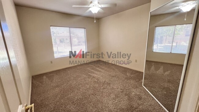 Building Photo - 1 Bedroom, 1 Bath