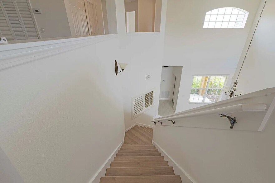 Building Photo - 3701 Titanic Cir