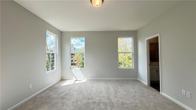 Building Photo - 1479 Creekside Cir NW