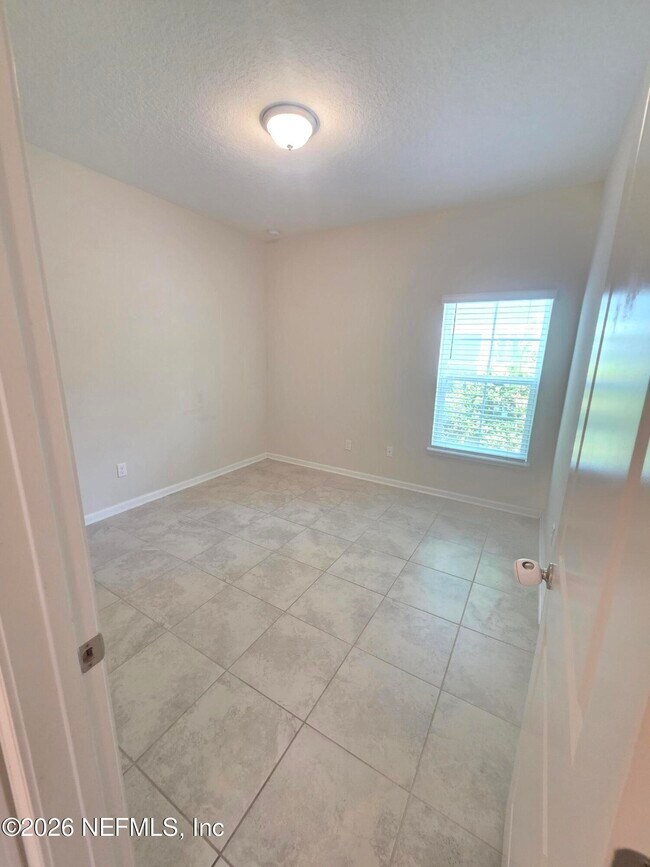 Building Photo - 2122 Hawkeye Pl
