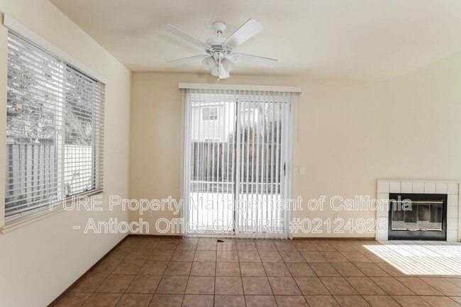 Building Photo - 1100 Twinbridge Ct