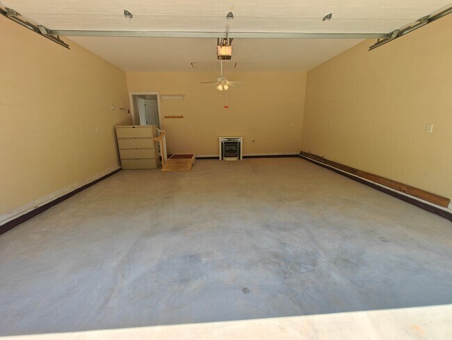 Building Photo - 55+ patio home in the Village of Powhatan