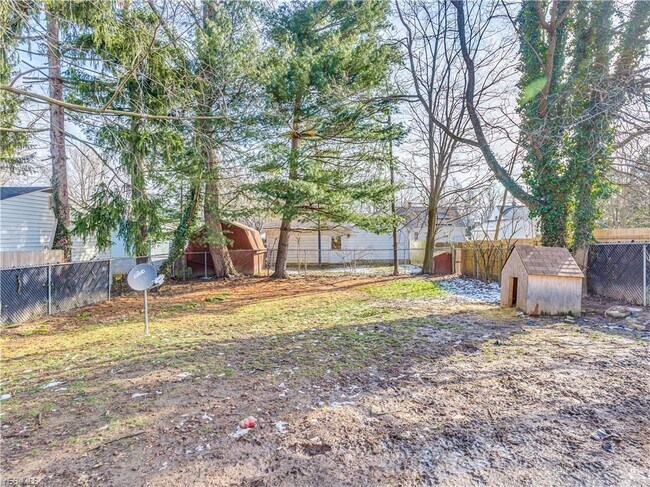 Building Photo - 813 Shoshone Ave