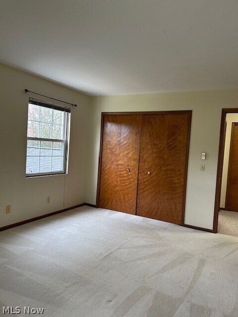 Building Photo - 119 Burlington Oval Dr