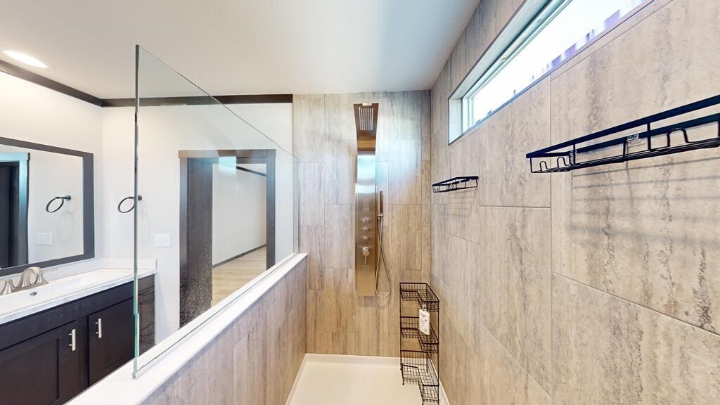 Building Photo - 822 Private Rd