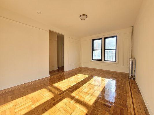 Building Photo - 2 bedroom in BRONX NY 10456