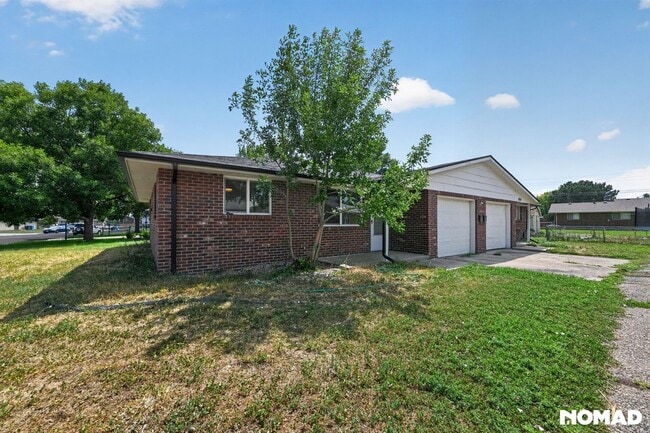 Building Photo - 3509 Butternut Dr