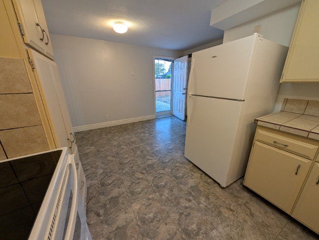 Building Photo - 4182 2835 W