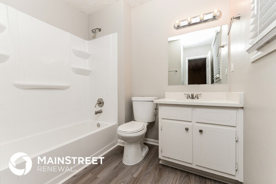Building Photo - 2830 Botany Dr