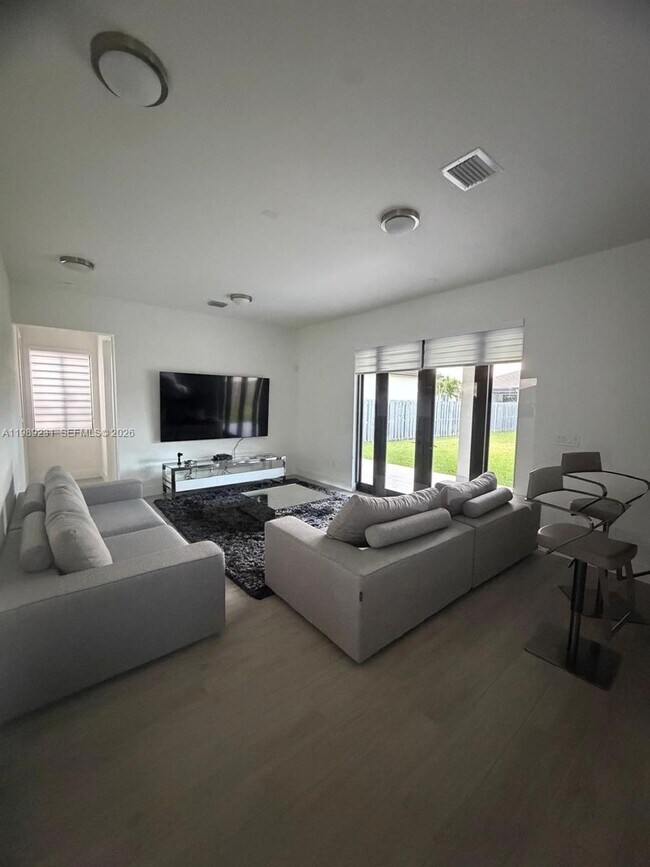 Building Photo - 14651 SW 21st St