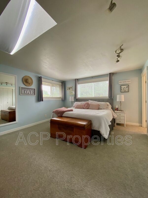 Building Photo - 406 Arrowhead Ln