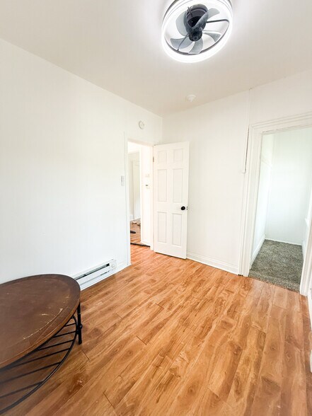 Building Photo - 12 Vandenburgh Ave