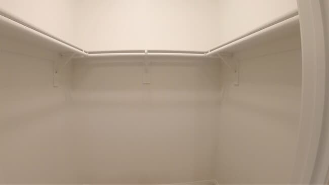 Large Walk-In Closet! - Haleakala Luxury Apartments