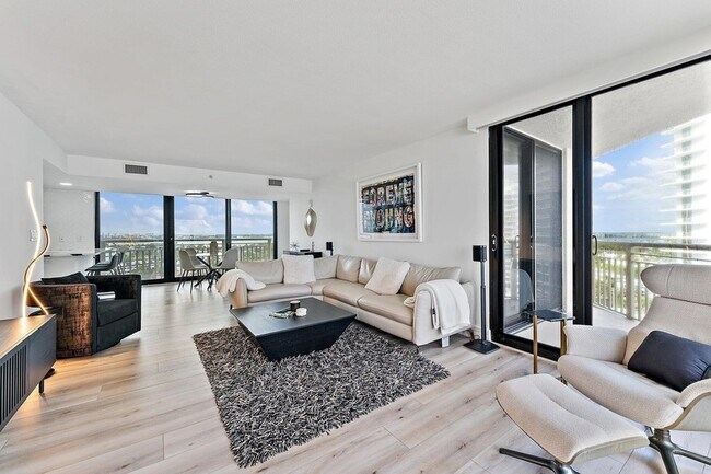 Building Photo - 3000 N Ocean Dr