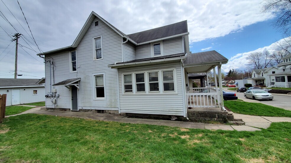 Building Photo - 1642 Short St
