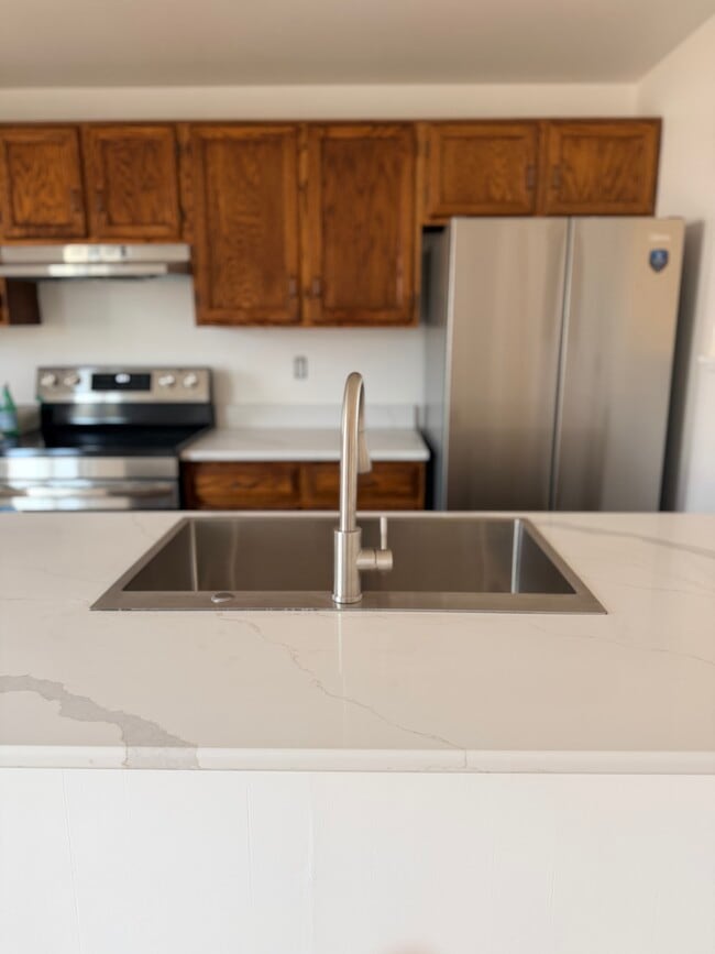 Building Photo - 10418 Jellison Way