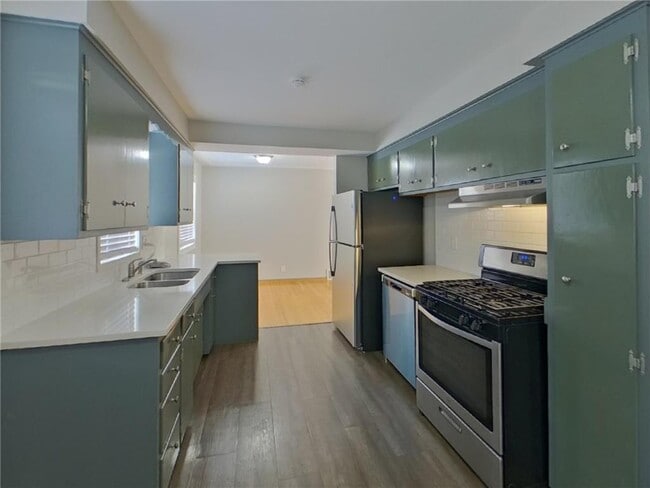 Building Photo - 2606 65th Ave N