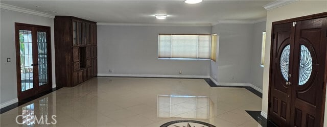 Building Photo - 402 E Cypress Ave