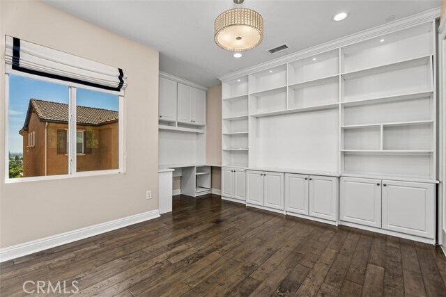 Building Photo - 2992 E Coalinga Dr