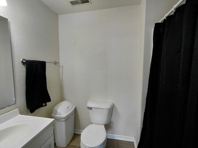 Building Photo - 21079 Hideaway Ln