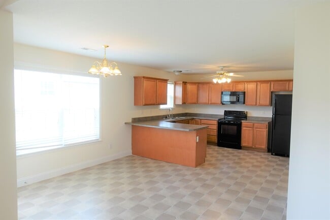Building Photo - 28 Tigris Way
