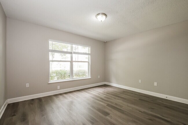 Building Photo - 324 Wekiva Chase Blvd