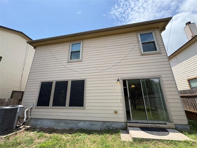 Building Photo - 2502 Perkins Pl
