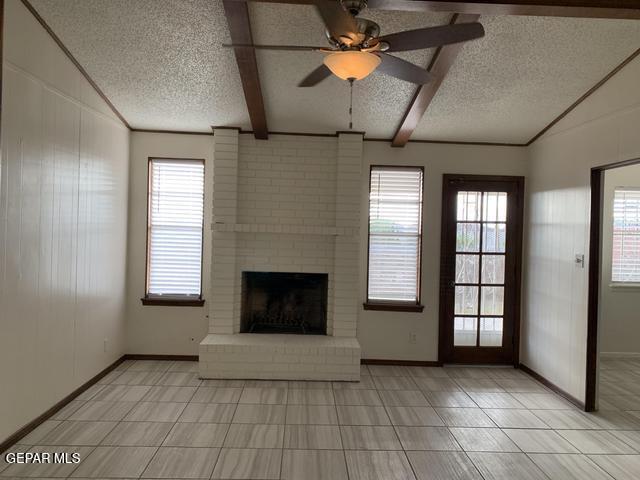 Building Photo - 609 Alicante Way