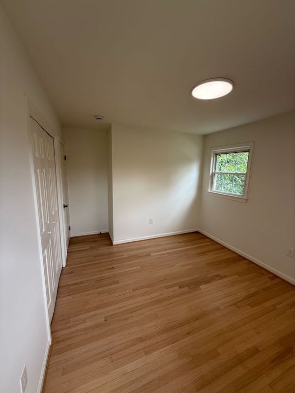 Building Photo - 9706 Glen Way