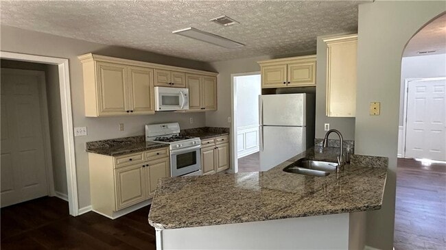 Building Photo - 1830 Westwind Dr