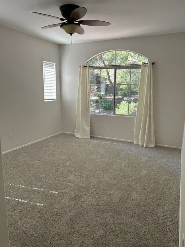 Building Photo - 2-Bedroom 2-Bath Rancho Santa Margarita Home