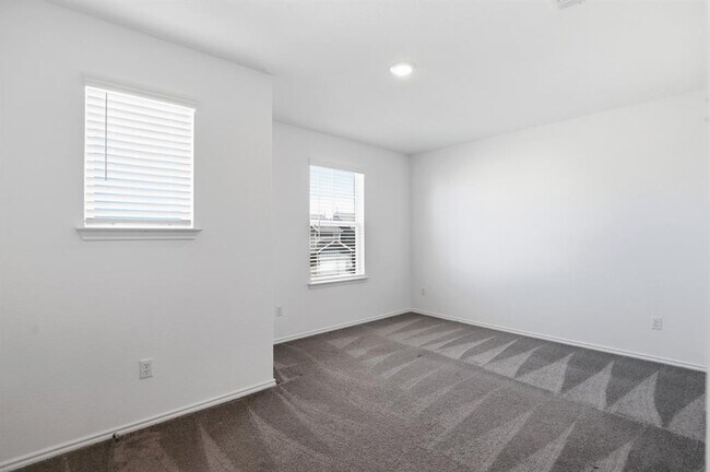 Building Photo - 1625 Brimhurst Dr