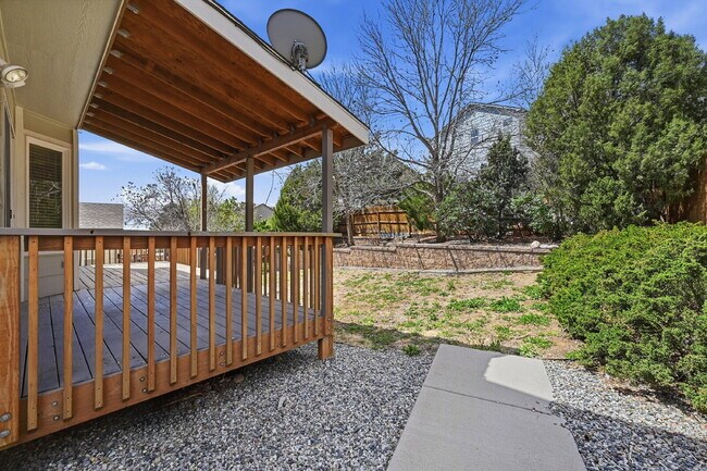Building Photo - $2,620.95 with $300 off the first month's rent, 5 Beds - 3.5 Bath, Single Family Home in Colorado...