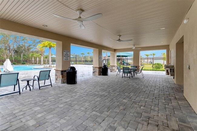 Building Photo - 2576 Penguin Blvd