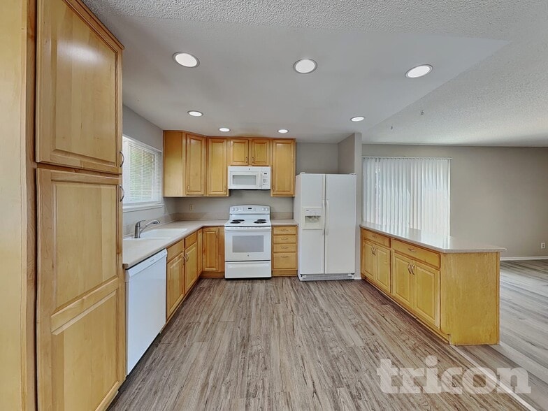 Building Photo - 3740 Boulder Ct